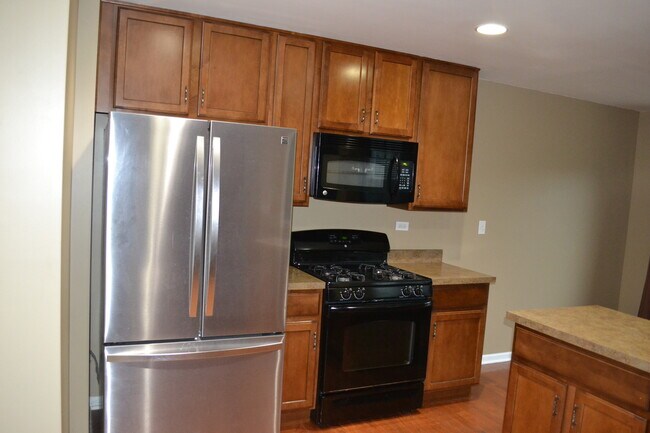 Foto del edificio - 406 Valentine Way
