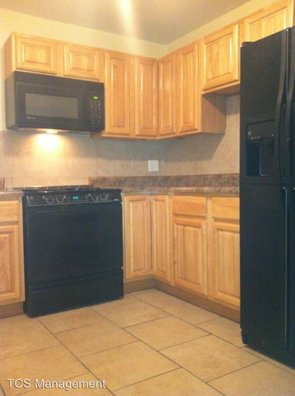 Foto principal - 7016 Woodland Ave