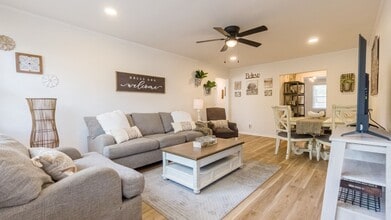 Building Photo - 1421 Colin Kelly Dr