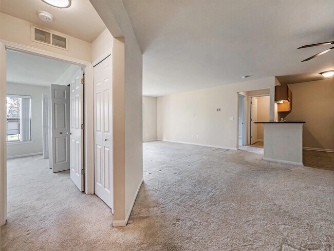 Foto del edificio - 1112 Addington Ln