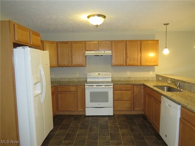 Building Photo - 1751 Blase Nemeth Rd