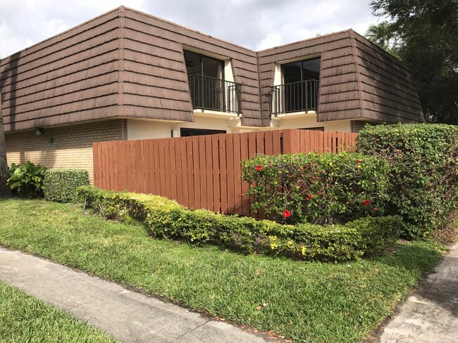 Foto del edificio - 7319 73rd Way