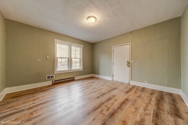 Foto del edificio - 802 Pine St