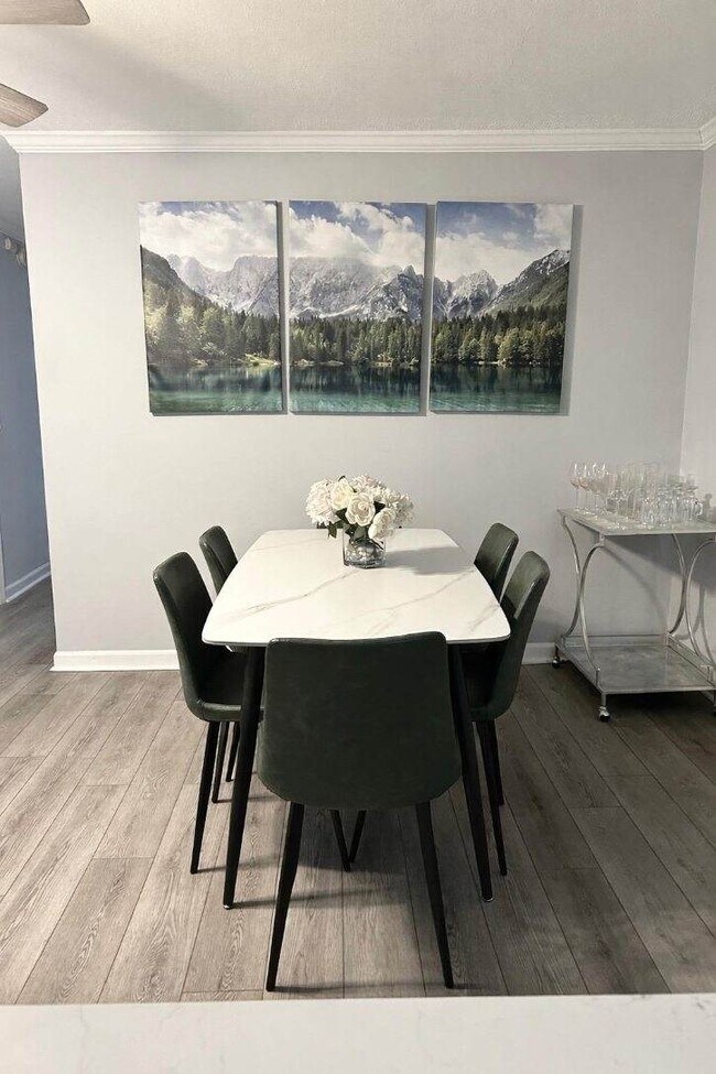 Photo - 639 Summer St Apartment