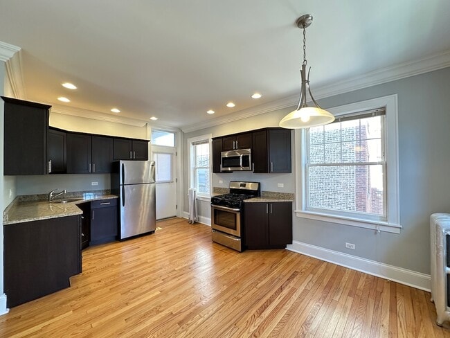 Foto del edificio - 4414 N Rockwell St