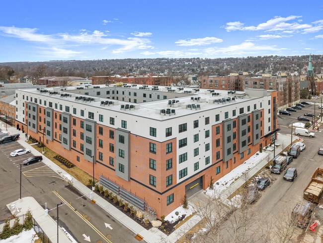 Building Photo - The HIGHLAND