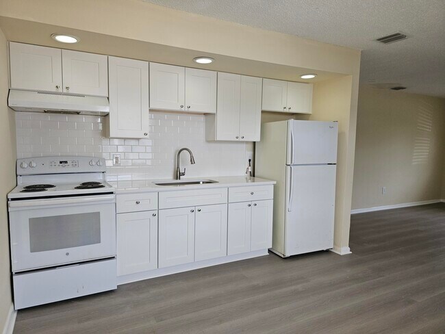 Building Photo - 4641 Myla Ln