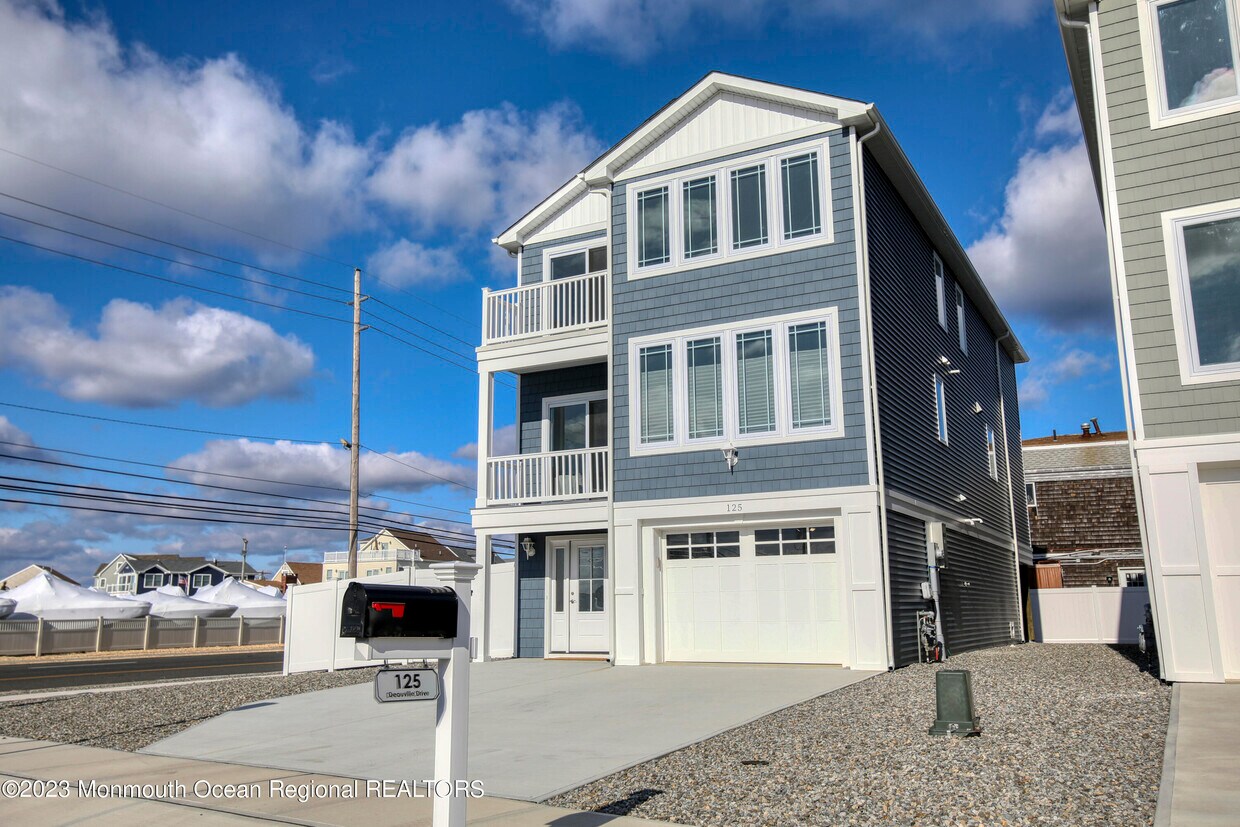 125 Deauville Dr, Mantoloking, NJ 08738 House Rental in Mantoloking