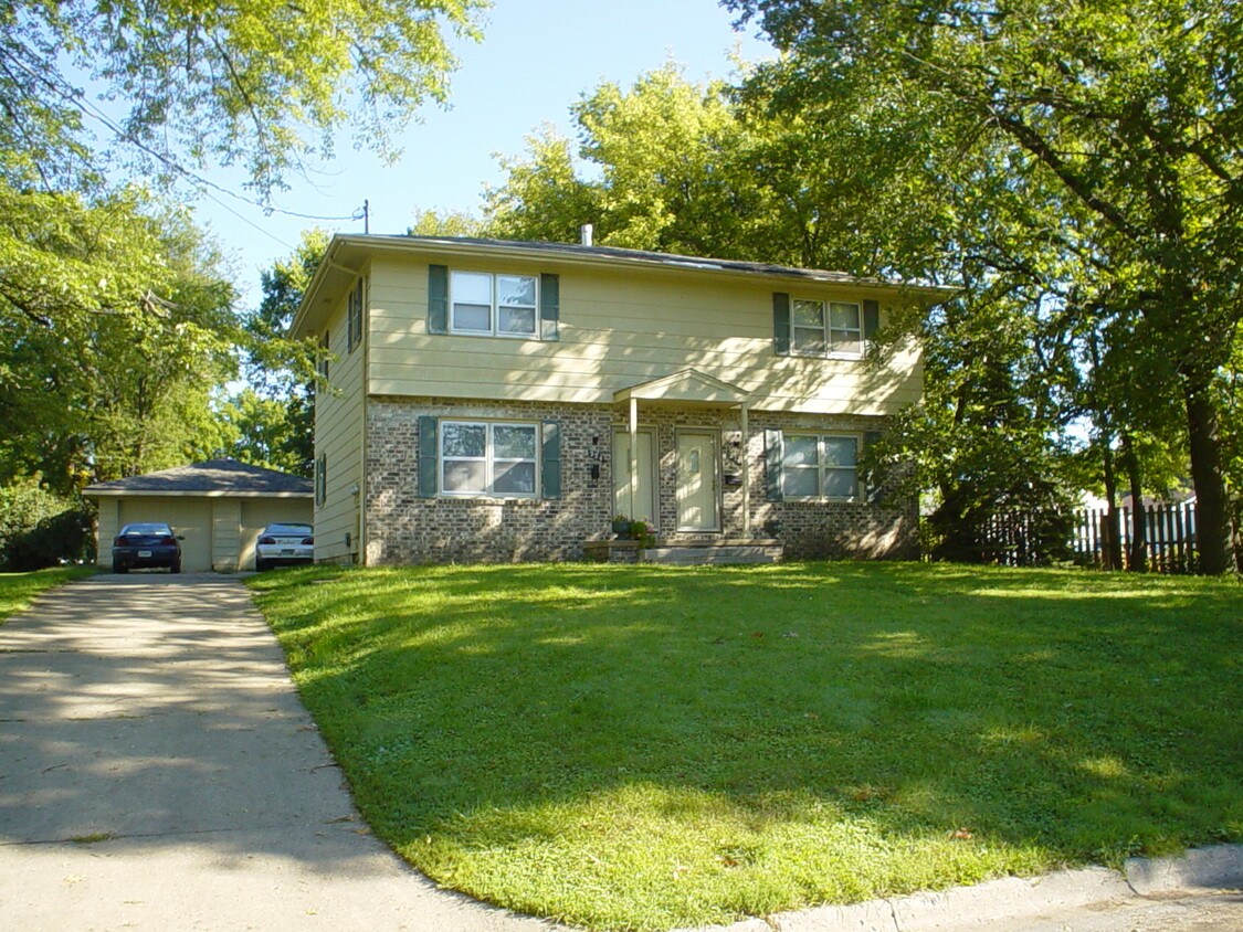 224 E Rose Ave, Des Moines, IA 50315 Townhome Rentals in Des Moines