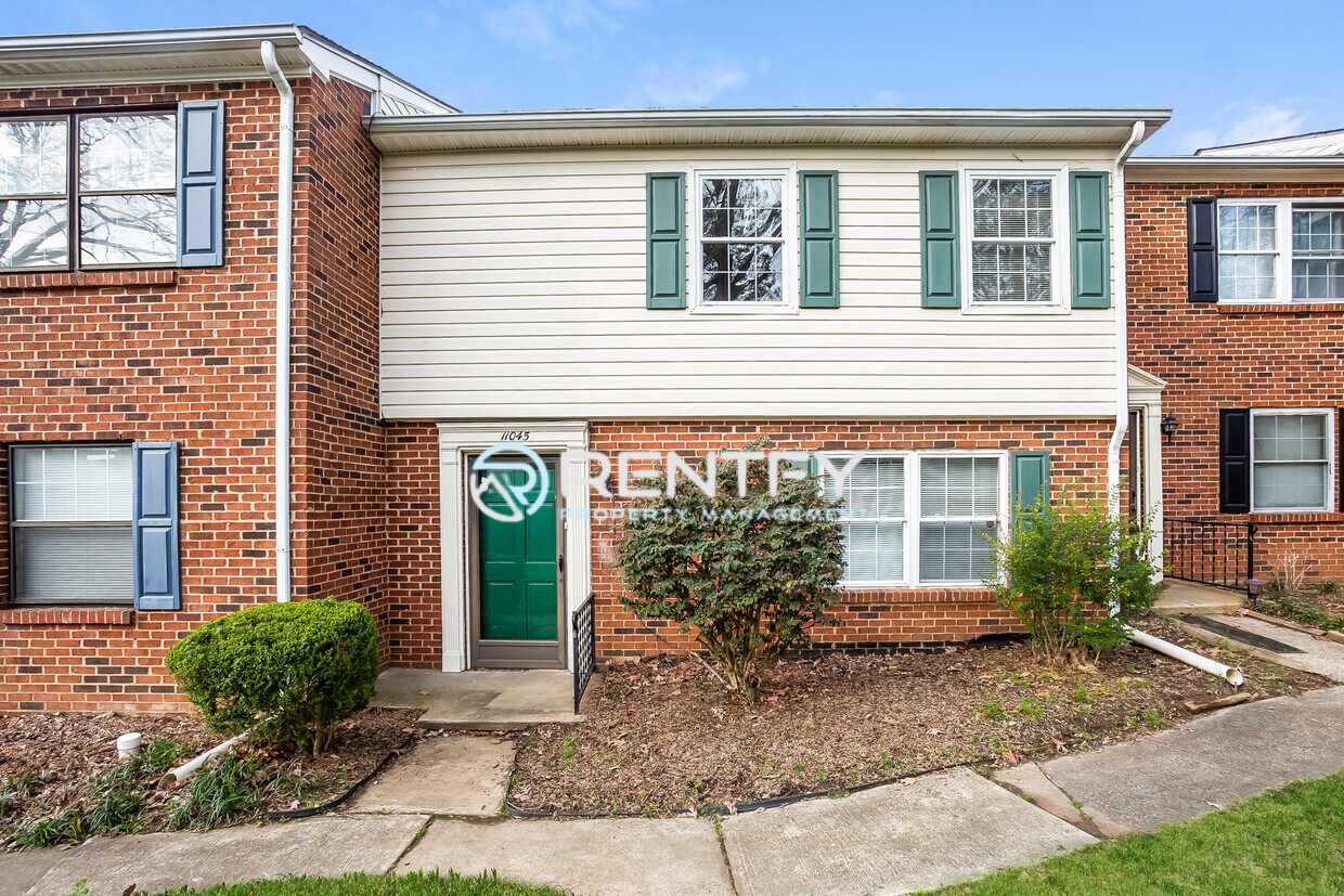 Photo - 11045 Hunter Trail Ln-