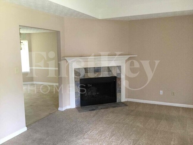 Building Photo - 115 Mountainview Dr