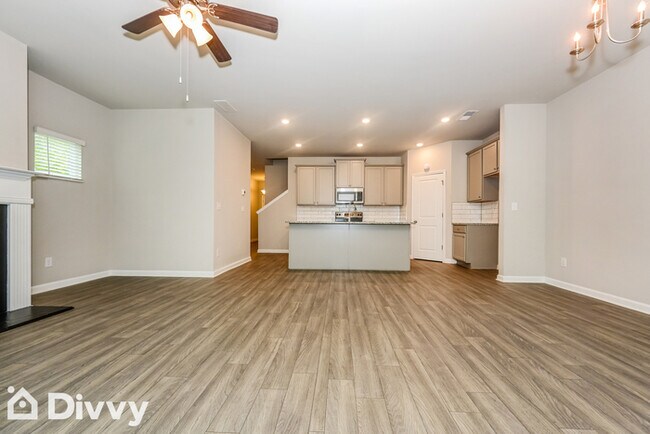 Foto del edificio - 3413 Endurance Ct