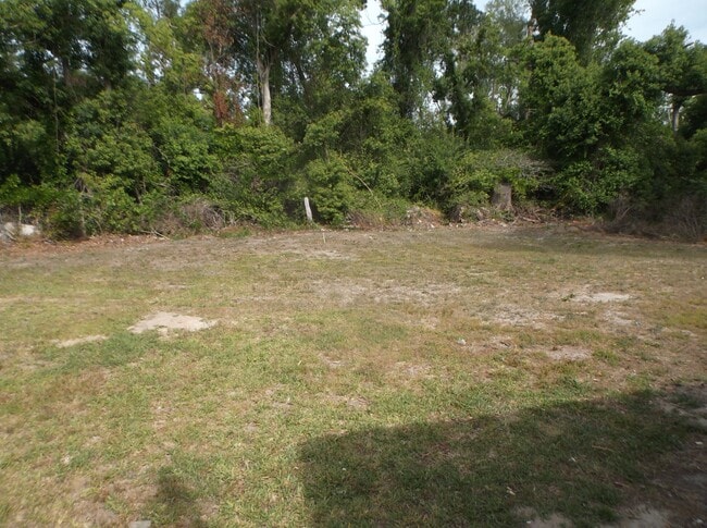 Foto del edificio - 808 Penny Pl