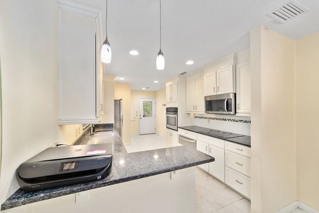 Foto del edificio - Beautiful 3/2 in Forest Ridge