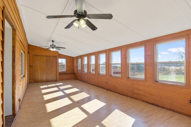 Foto del edificio - 6961 Collamer Rd