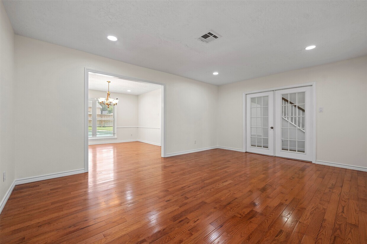 Foto principal - 8114 Coolshire Ln