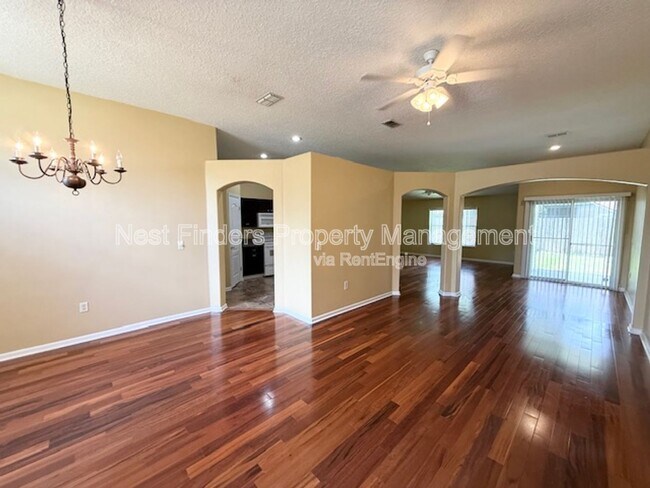 Foto del edificio - 12831 Quincy Bay Dr