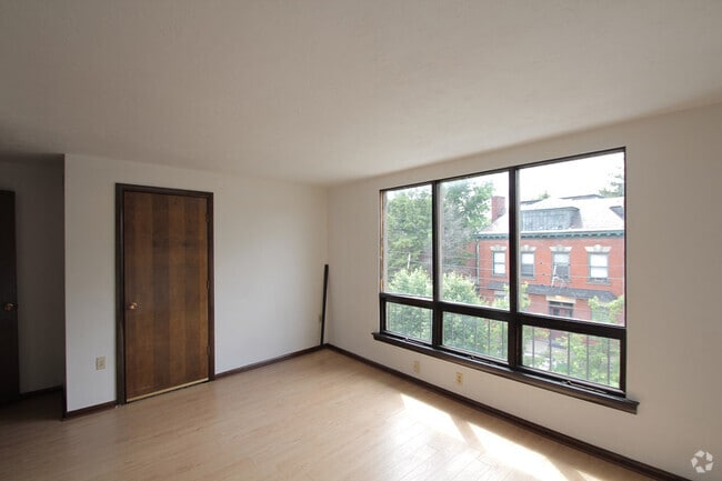 Building Photo - 315 S Trenton Ave