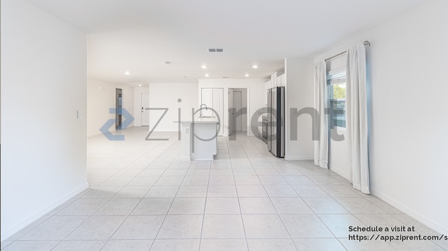 Building Photo - 619 Marion Oaks Blvd