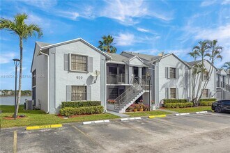 Building Photo - 929 Hamilton Dr