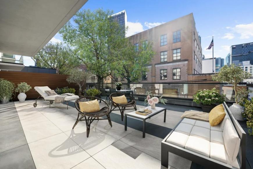 Foto principal - 2 bedroom in LONG ISLAND CITY NY 11101