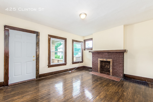 Foto principal - 2Bd/1Ba Townhouse