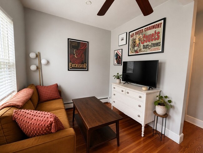 Building Photo - 3 K Street Pl