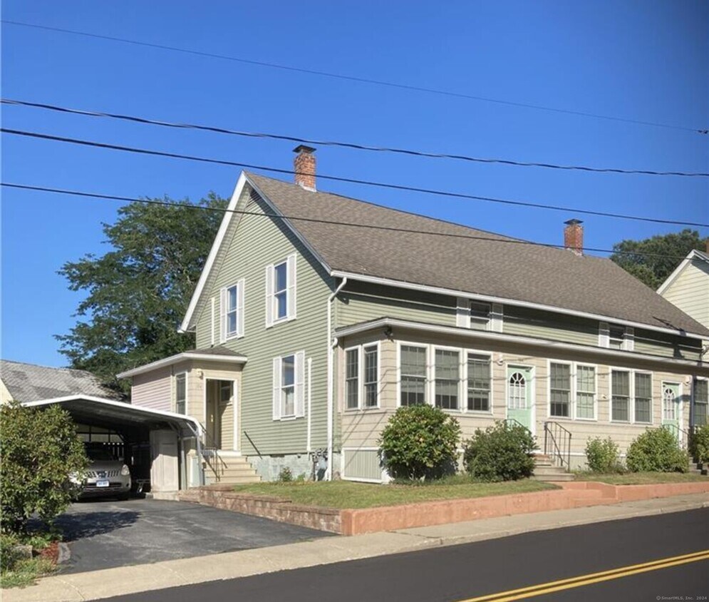 Primary Photo - 104 Franklin St