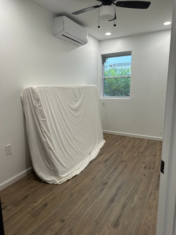 Foto del edificio - 5320 Kershaw St