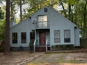 Building Photo - 800 Fahey Cir