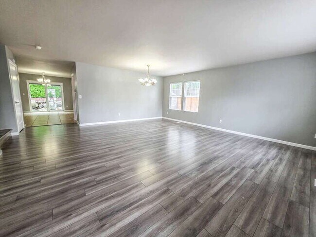 Foto del edificio - 11519 45th Ave SE