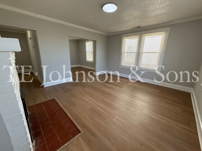 Foto del edificio - 3054 Indiana Ave