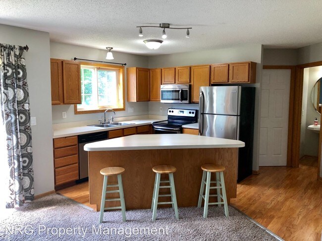 Building Photo - 2 br, 1.5 bath House - 15037 Dunwood Trail