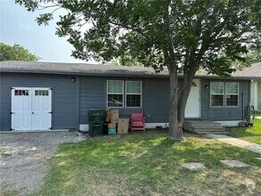 Building Photo - 131 Algodon St