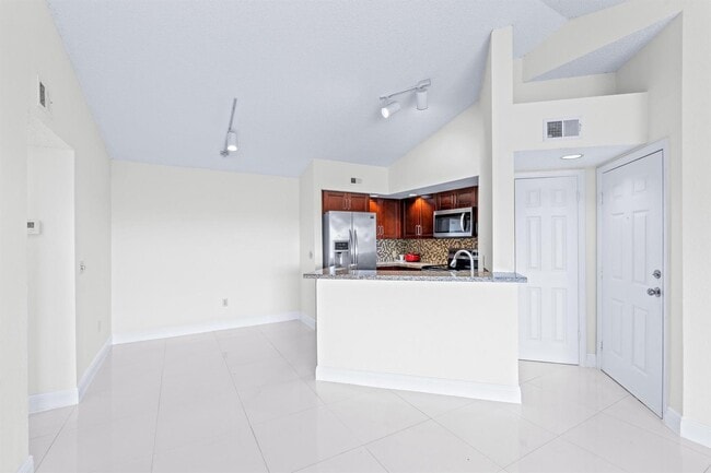Photo - 1401 Village Blvd Townhome