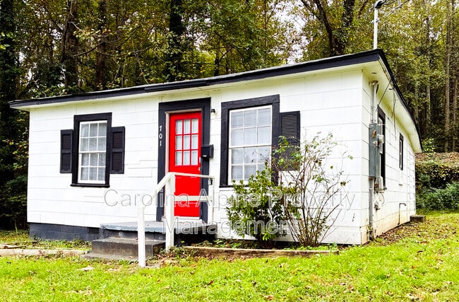 Photo - 701 S Lorraine St House