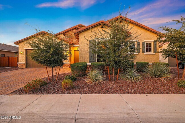 Foto del edificio - 18626 W Elm St