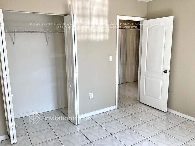 Foto del edificio - 15445 SW 138th Ave