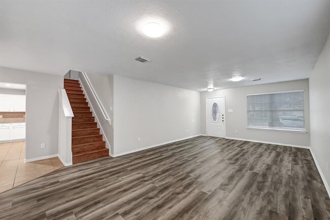 Building Photo - 14418 Cellini Dr