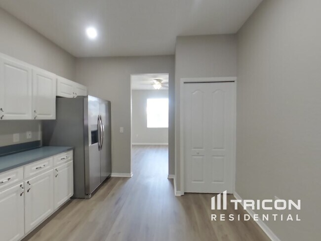 Foto del edificio - 3934 Buttonbush Cir