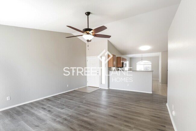 Foto del edificio - REDUCED!