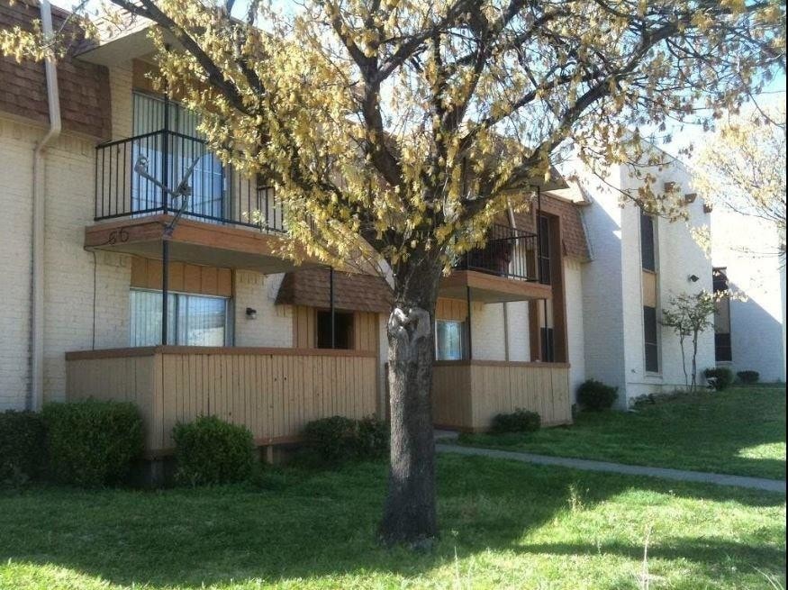 Building Photo - 1910 S Josey Ln