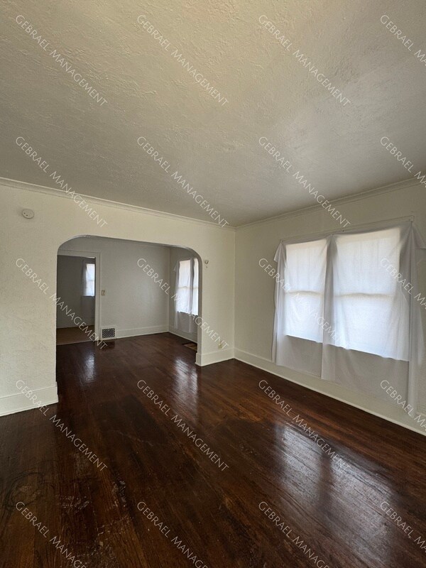 Building Photo - 2626 Mackin Rd