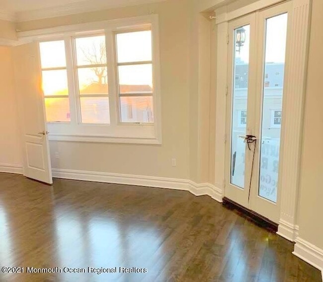 Foto del edificio - 1000 Main St