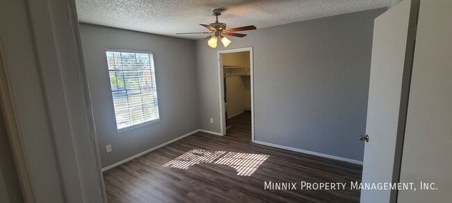 Foto del edificio - 3007 W Louisiana Ave