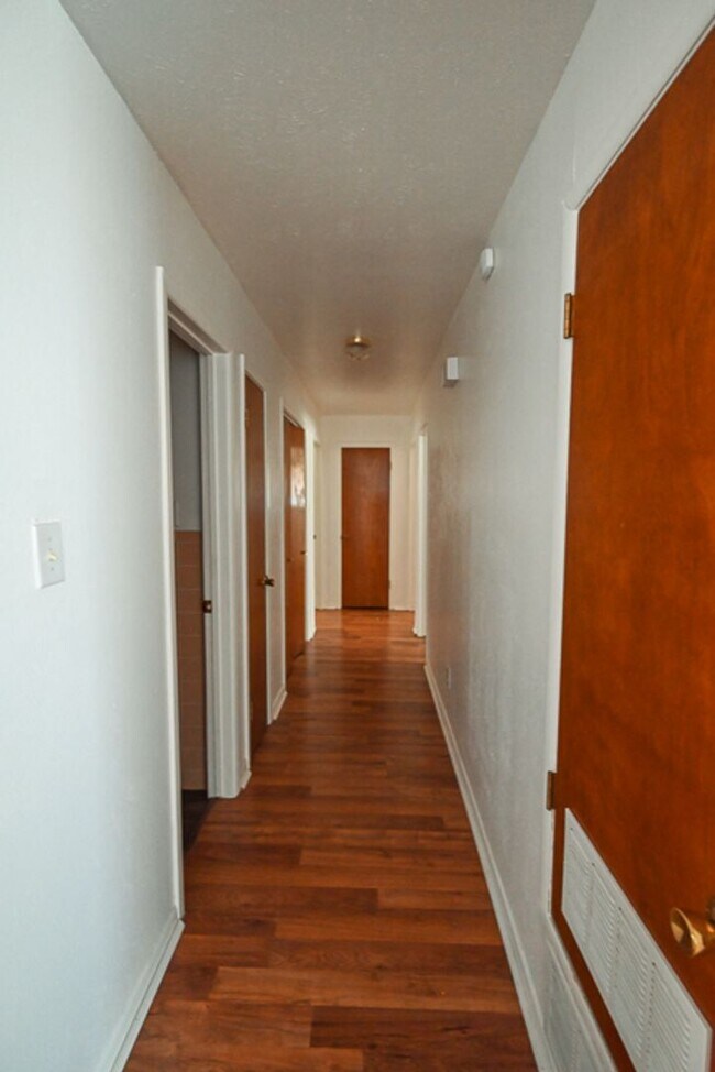 Foto del edificio - 903 N Lamb St