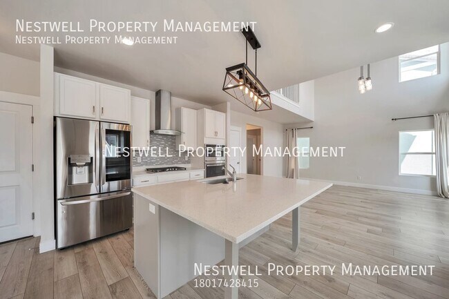 Building Photo - Gorgeous 5-bed Home in West Jordan