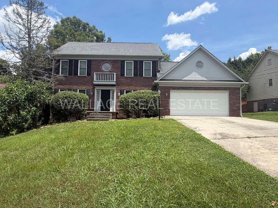 AWESOME 3 BEDROOM HOUSE IN W. KNOXVILLE IN BENNINGTON!!! - AWESOME 3 BEDROOM HOUSE IN W. KNOXVILLE IN BENNINGTON!!!