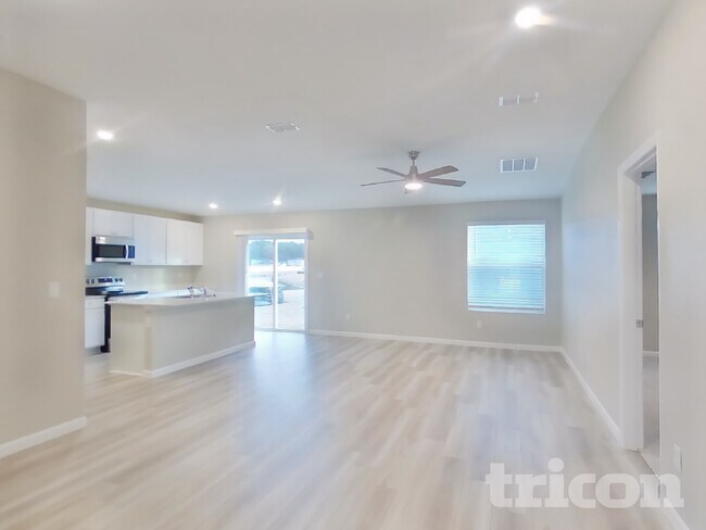 Foto del edificio - 7729 Hollenbeck Wy