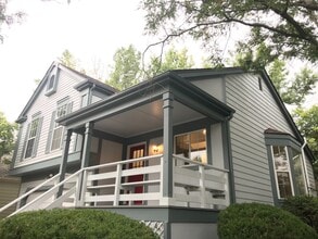 Building Photo - 1030 Mercury Dr
